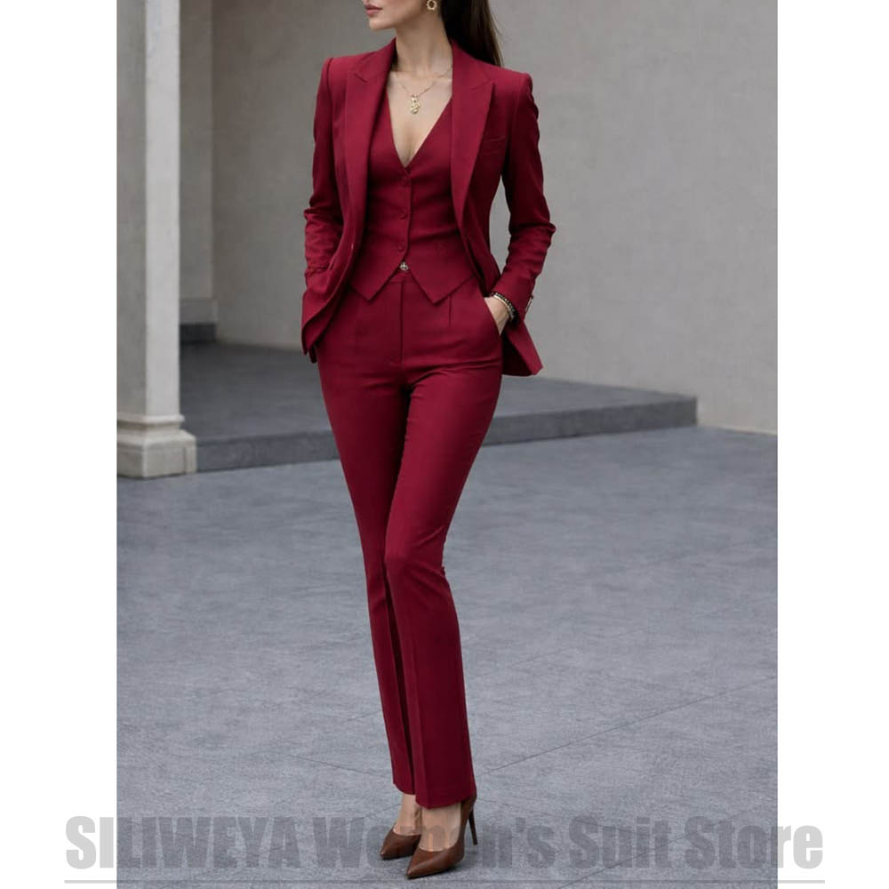 Women Formal Wear With Blazer - Damski 3-częściowy garnitur: marynarka, kamizelka, spodnie.