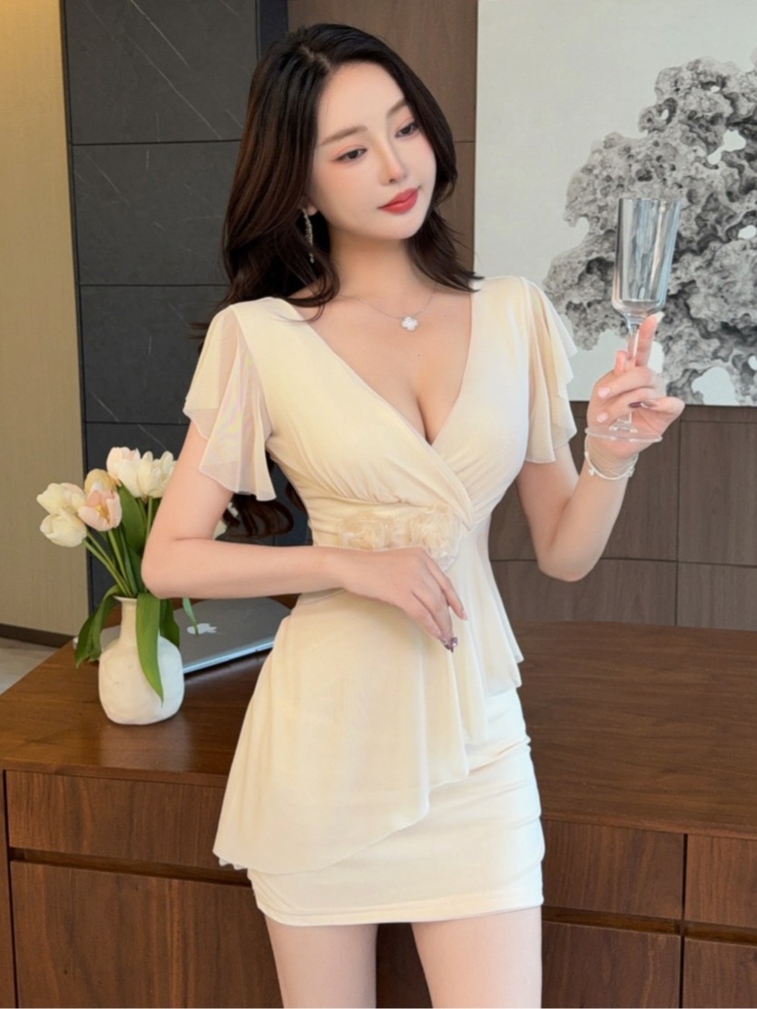 Seksowna sukienka z dekoltem w – Wrap Dress Work recenzja i cena
