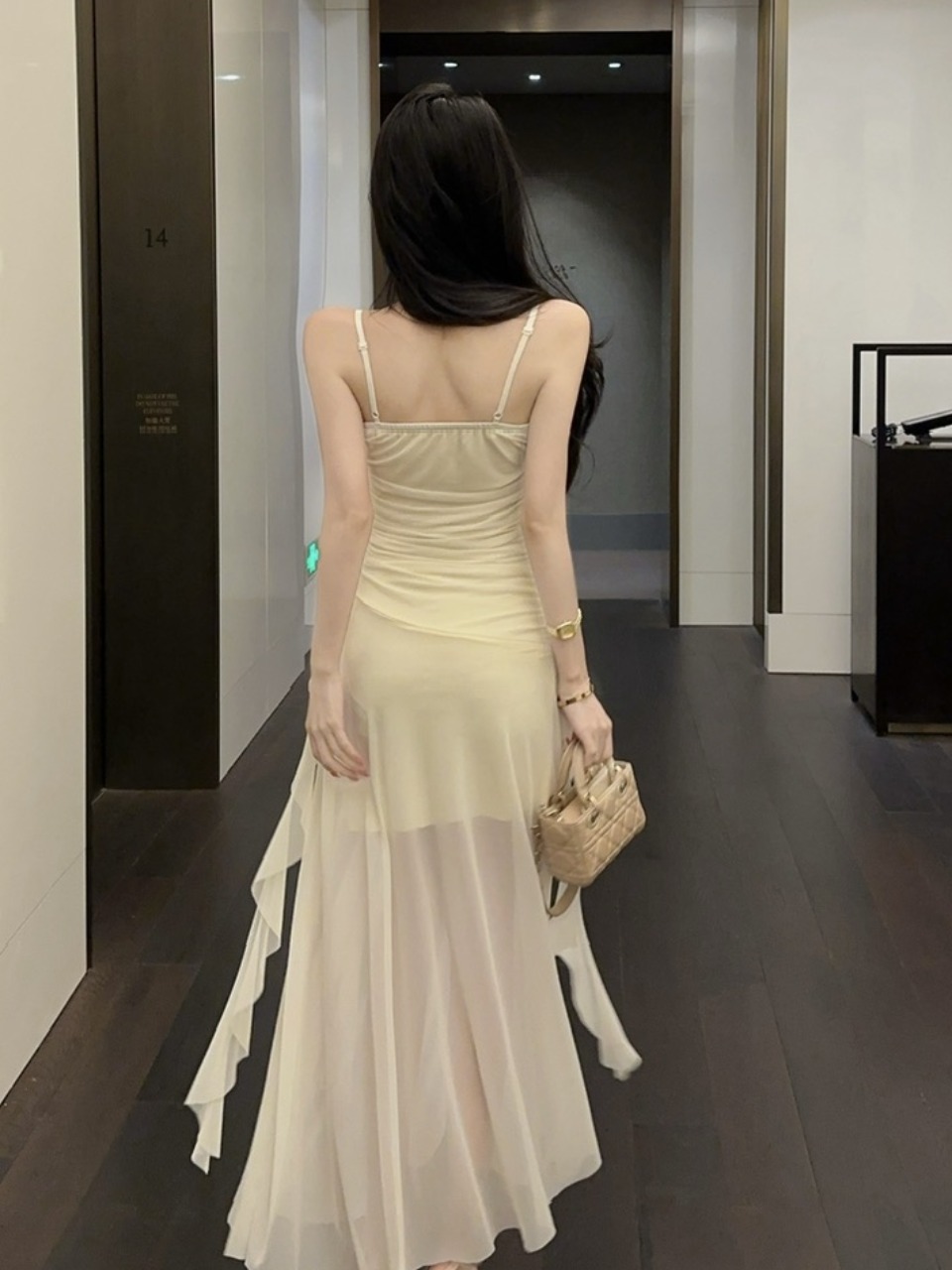 Seksowna sukienka bodycon z gł – Wrap Dress Work recenzja i cena